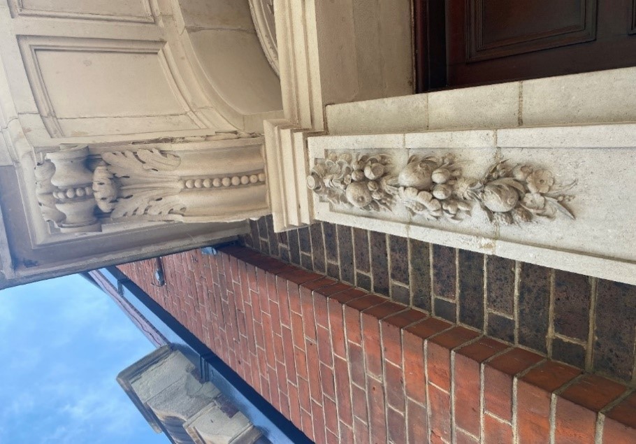 Figure 76 Detail of doorcase at 6 High Street