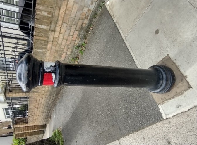 Figure 104 Black Manchester style bollard