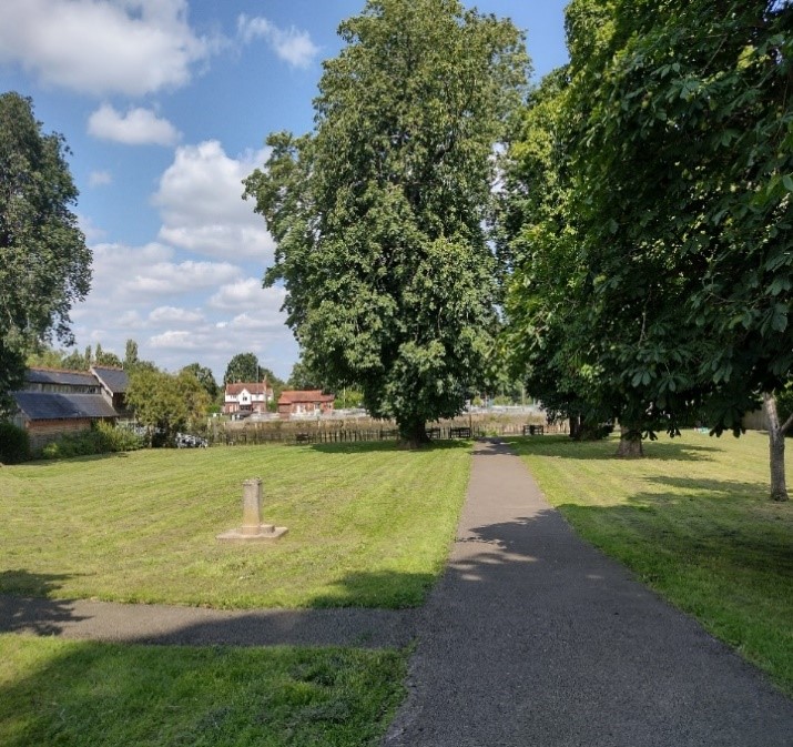 Figure 98 Tarmacadam path in Manor Road Recreation Ground