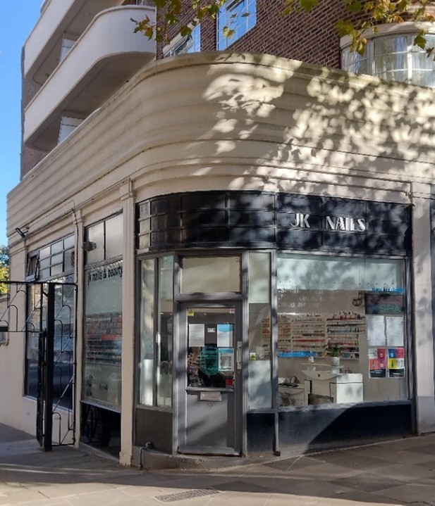 Figure 85 Shopfront, Lichfield Court, Sheen Road