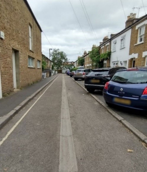 Figure 98 View of Watts Lane showing absence of street trees