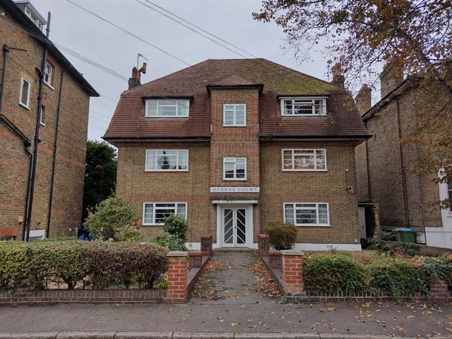 Fig. 18: Queen's Court, an unaltered small block of flats