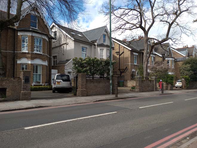 Figure 78: Mortlake Road